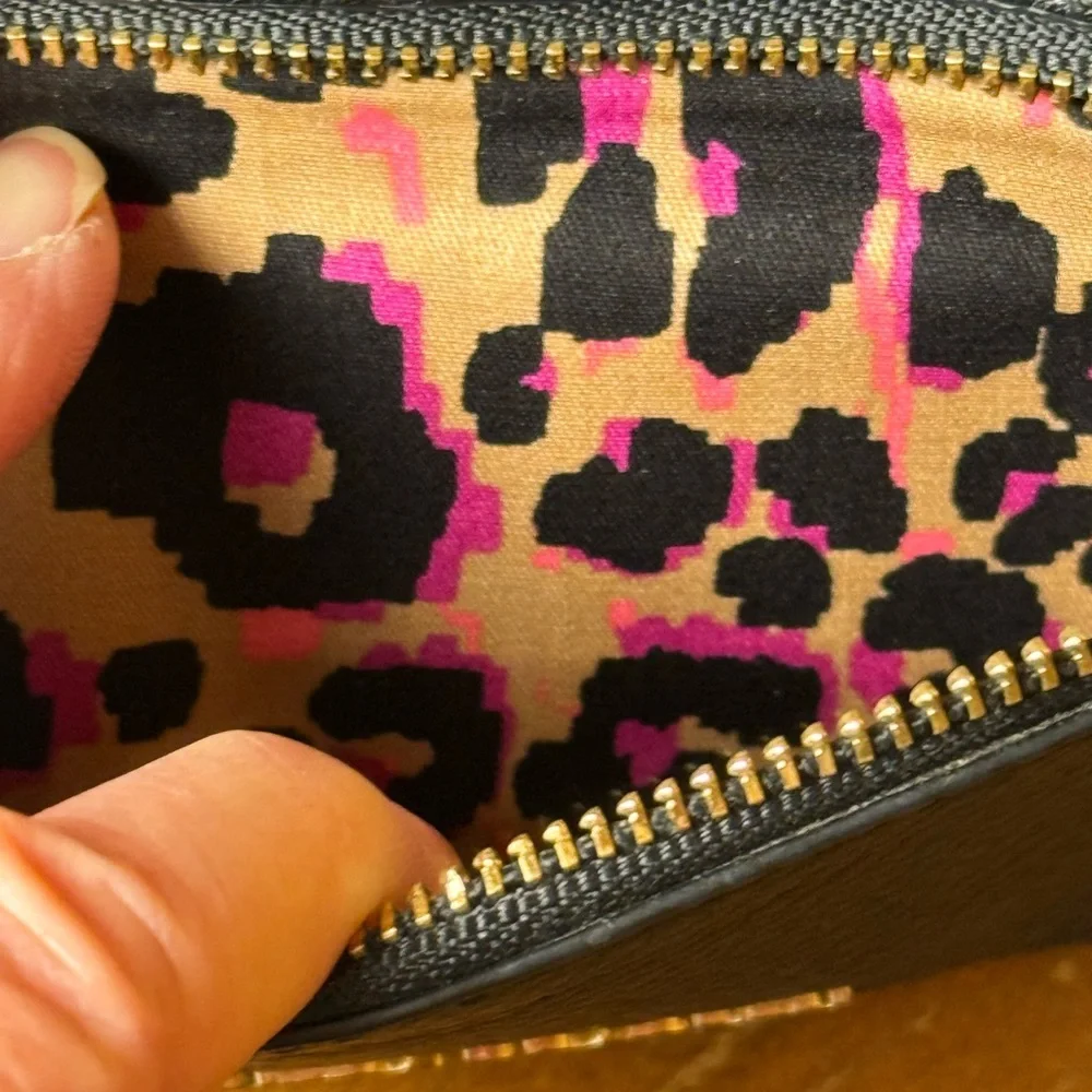 Vera Bradley Black Pebbled Leather Studded Wallet Leopard Print Interior 4”x7” - Picture 10 of 10